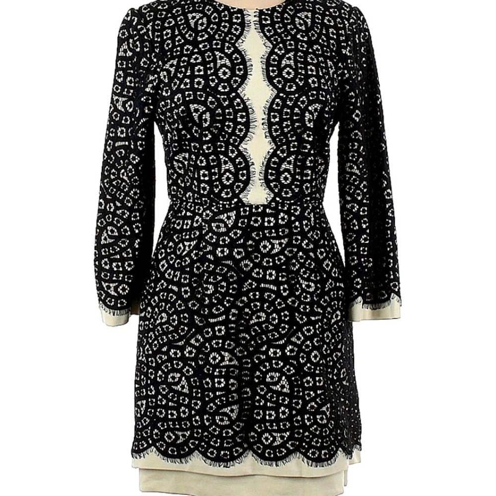 BCBG MAXAZRIA 3/4 sleeve cocktail dress, light wear